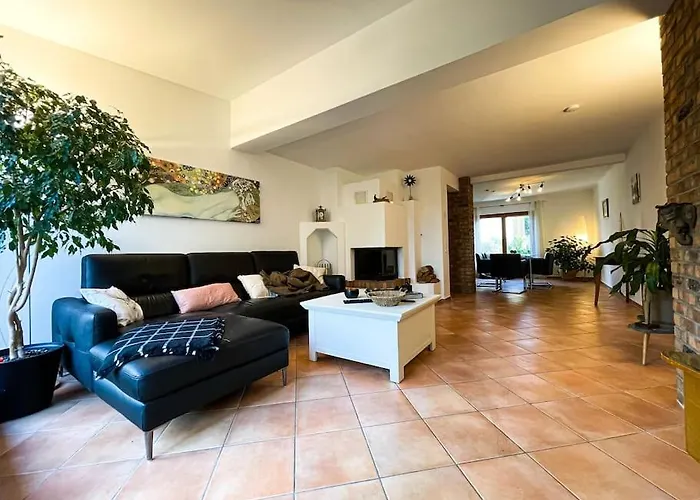 בית נופש Herzensort - Wohlfuehloase Fuer 10 Personen Rödermark